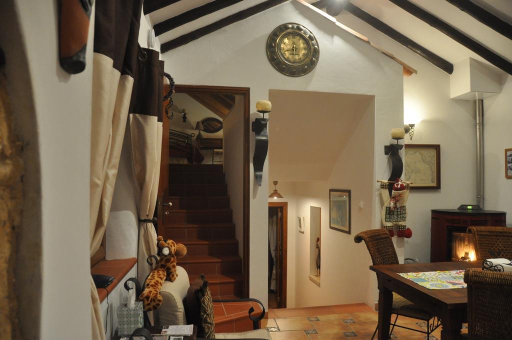 Quinta Do Bom Vento Guest House โอบิดอส ภายนอก รูปภาพ